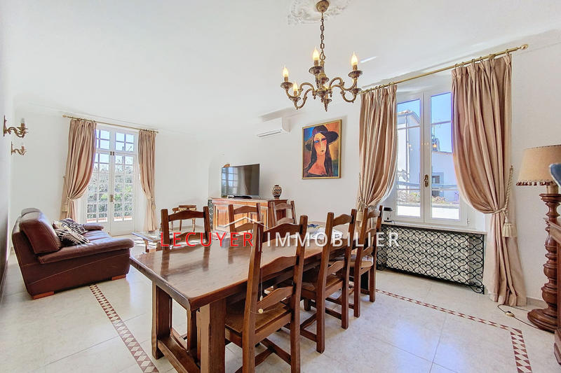 Maison - 125 m² - 6 pièces