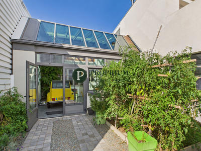 Maison - 220 m² - 8 pièces