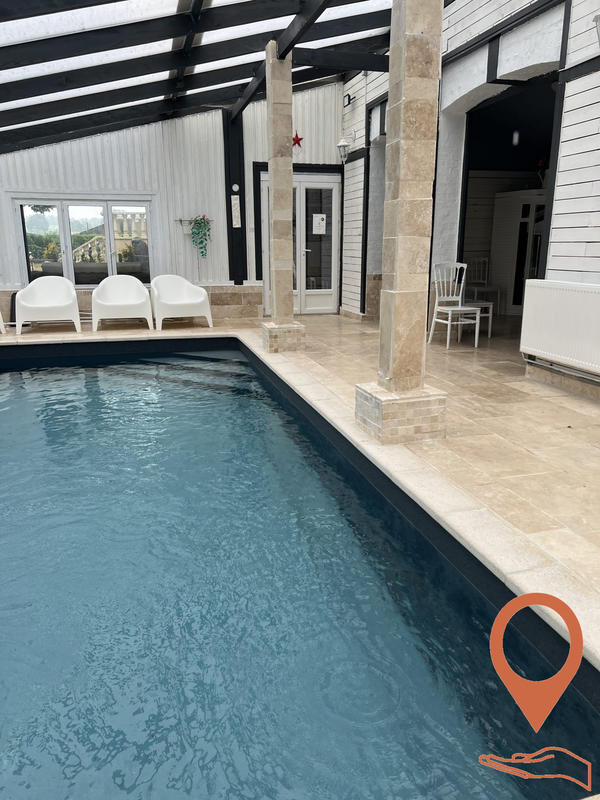 Manoir - 430 m² - 12 pièces