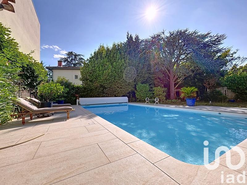 Maison - 183 m² - 6 pièces