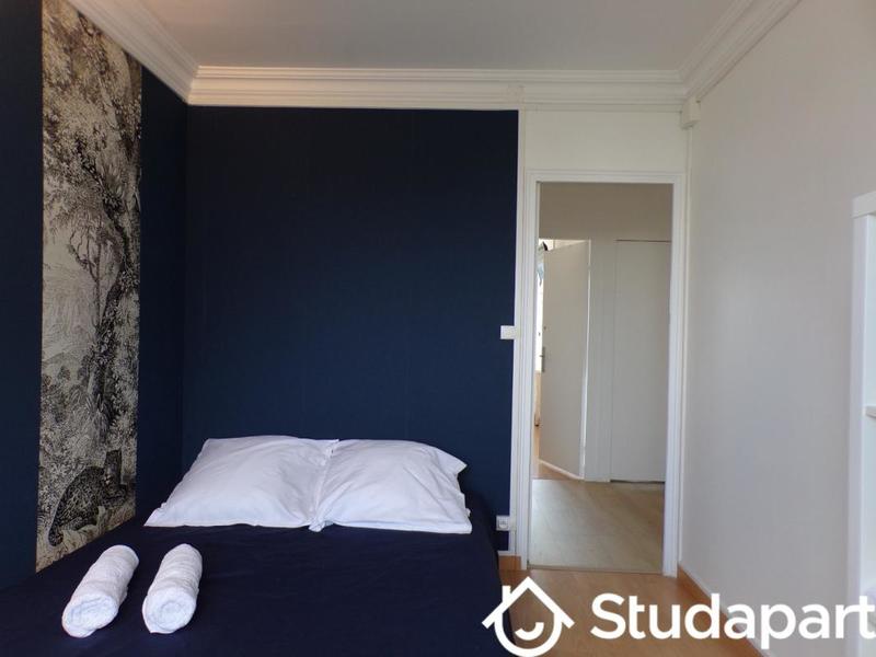 Chambre - 11 m² - 1 pièce