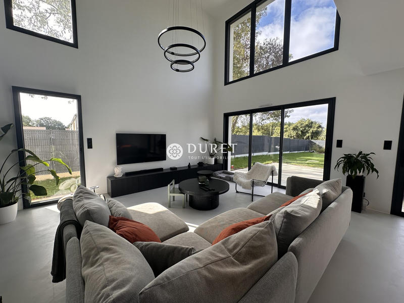 Maison contemporaine - 145 m² - 5 pièces