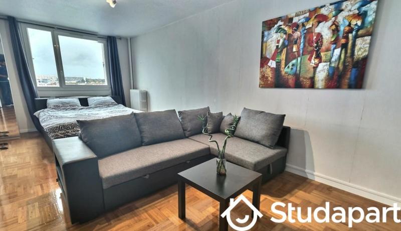 Chambre - 11 m² - 1 pièce