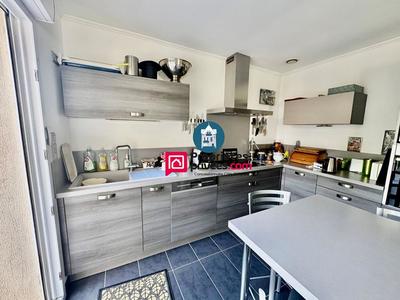 Maison - 103 m² - 4 pièces