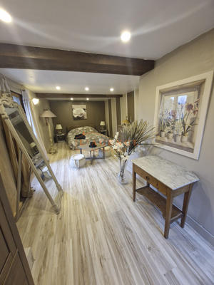 Propriété - 361 m² - 12 pièces