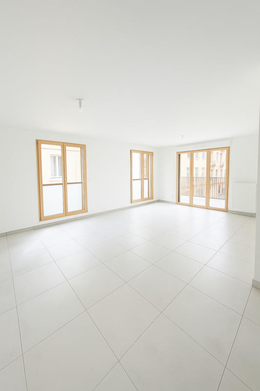 Appartement - 85 m² - 4 pièces