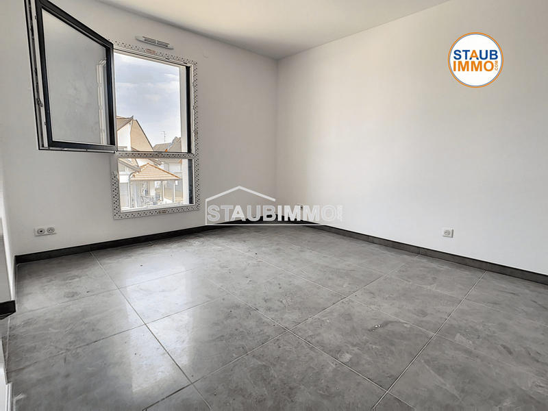 Maison - 107 m² - 5 pièces
