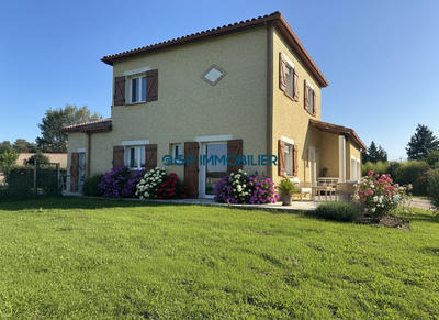 Villa - 144 m² - 5 pièces