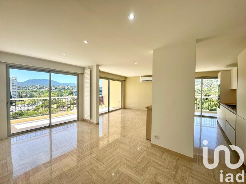 Appartement - 98 m² - 4 pièces