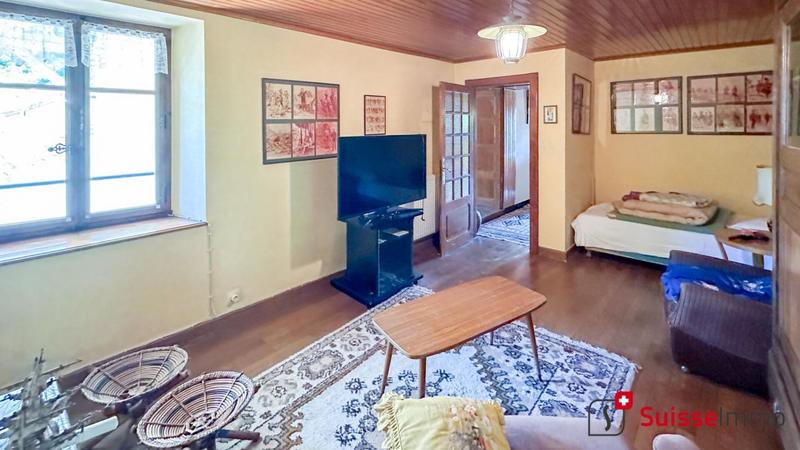 Maison - 373 m² - 12 pièces