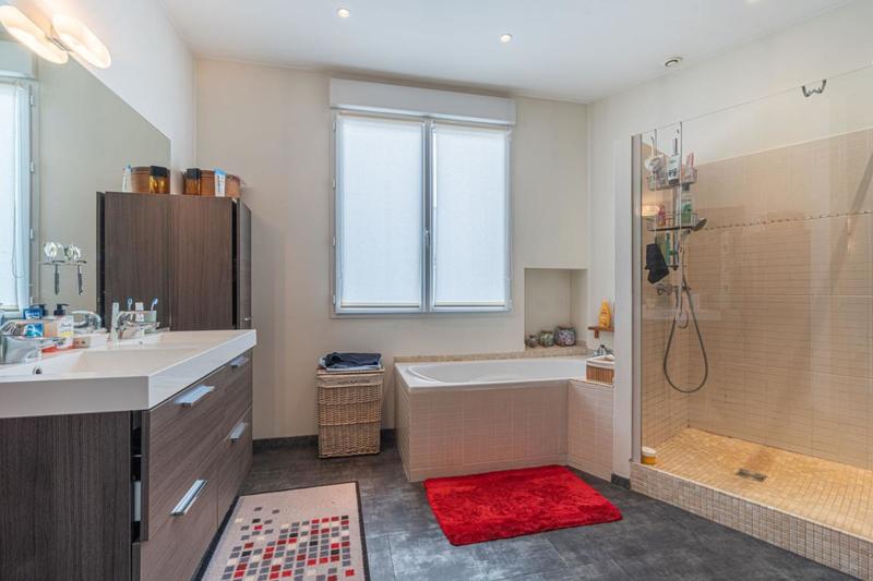 Appartement - 297 m² - 6 pièces