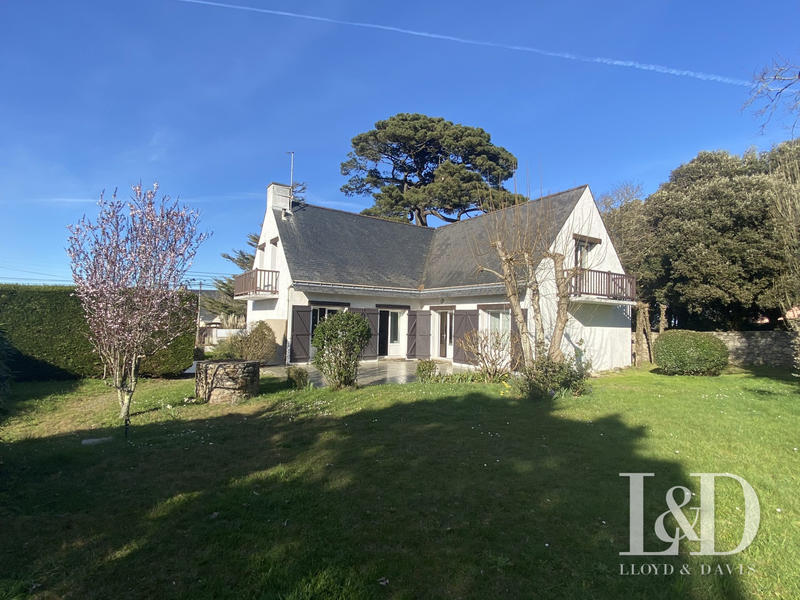 Villa - 165 m² - 6 pièces