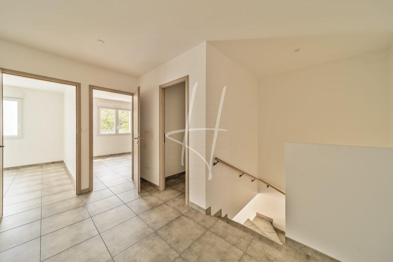 Maison - 158 m² - 7 pièces