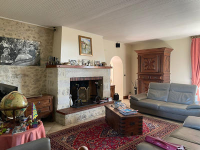 Maison - 279 m² - 8 pièces