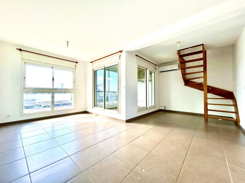 Appartement - 88 m² - 5 pièces