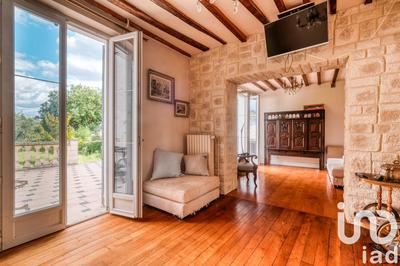 Maison - 200 m² - 8 pièces