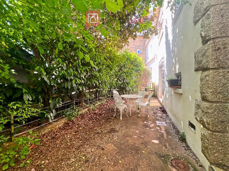 Maison - 100 m² - 6 pièces