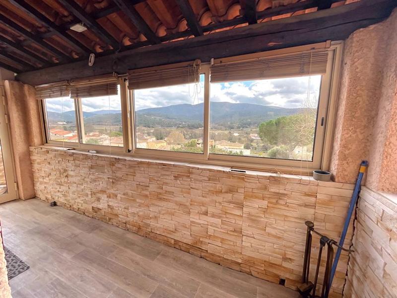 Maison - 208 m² - 7 pièces