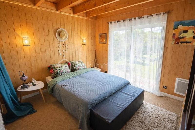 Maison de bois - 201 m² - 8 pièces