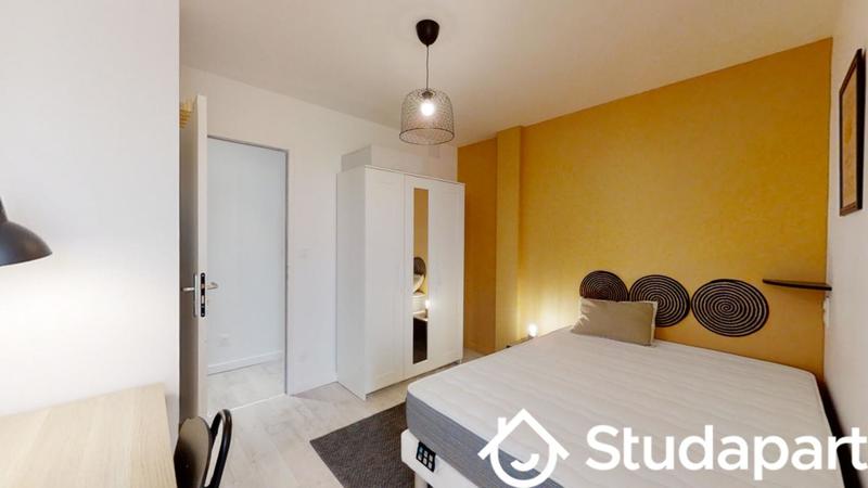 Chambre - 12 m² - 1 pièce