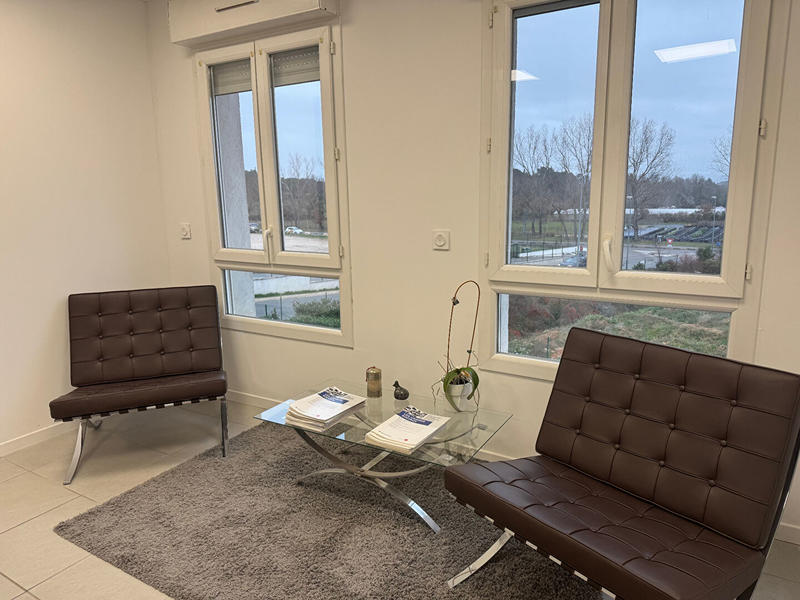 Bureau - 108 m² - 4 pièces