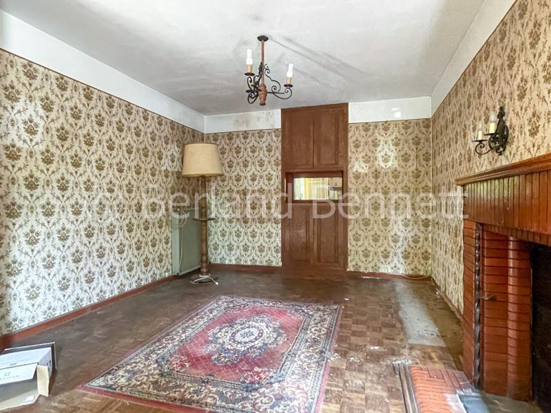 Maison - 214 m² - 11 pièces