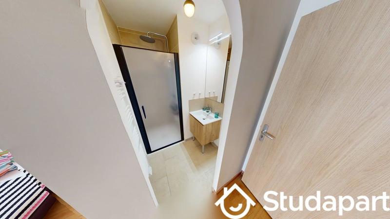 Chambre - 16 m² - 1 pièce