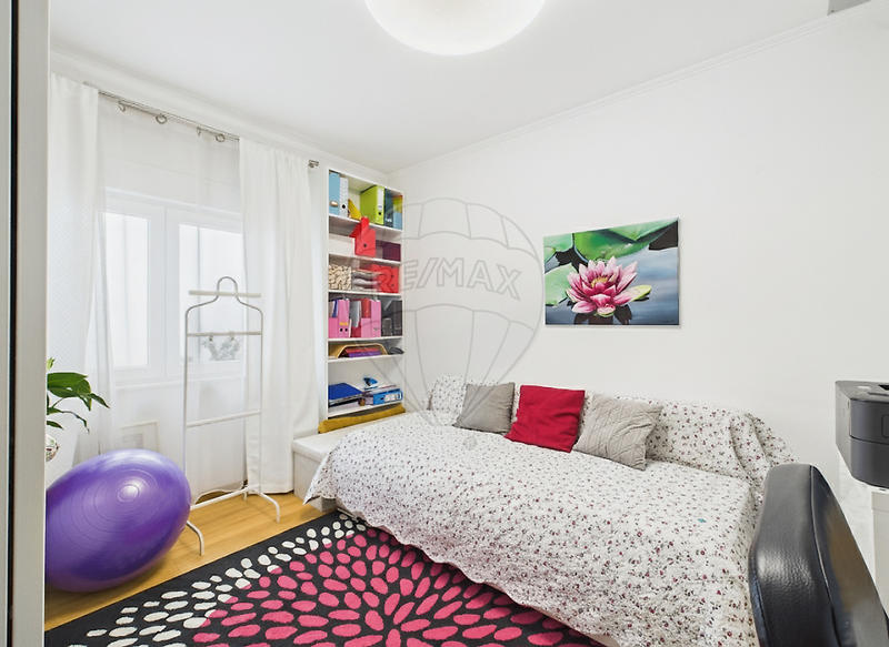 Maison jumelée - 180 m² - 7 pièces