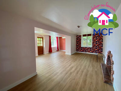 Maison ancienne - 230 m² - 8 pièces