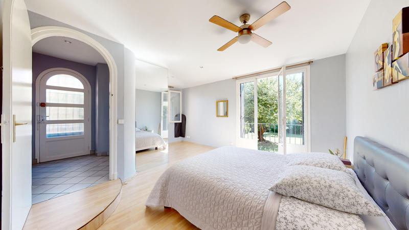 Maison - 190 m² - 6 pièces