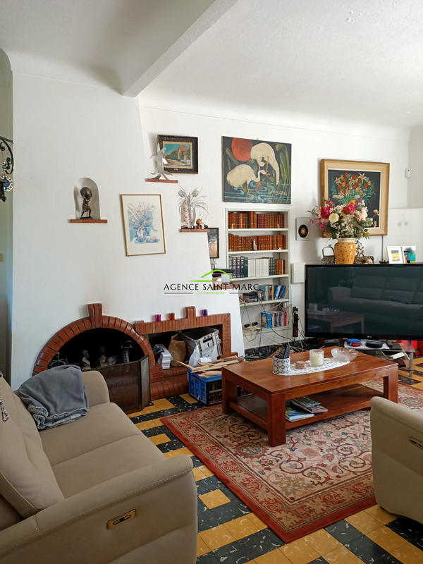 Propriété - 209 m² - 7 pièces