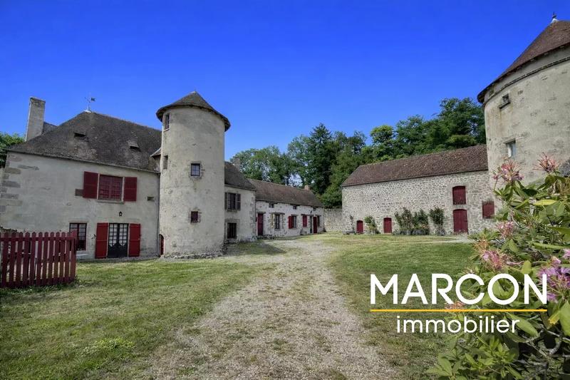 Maison - 212 m² - 8 pièces