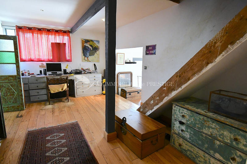 Maison - 228 m² - 5 pièces