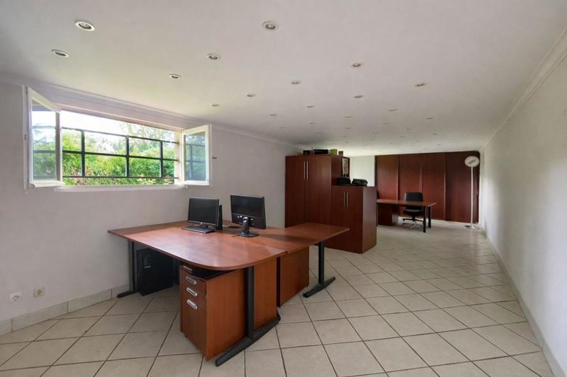 Maison - 193 m² - 6 pièces