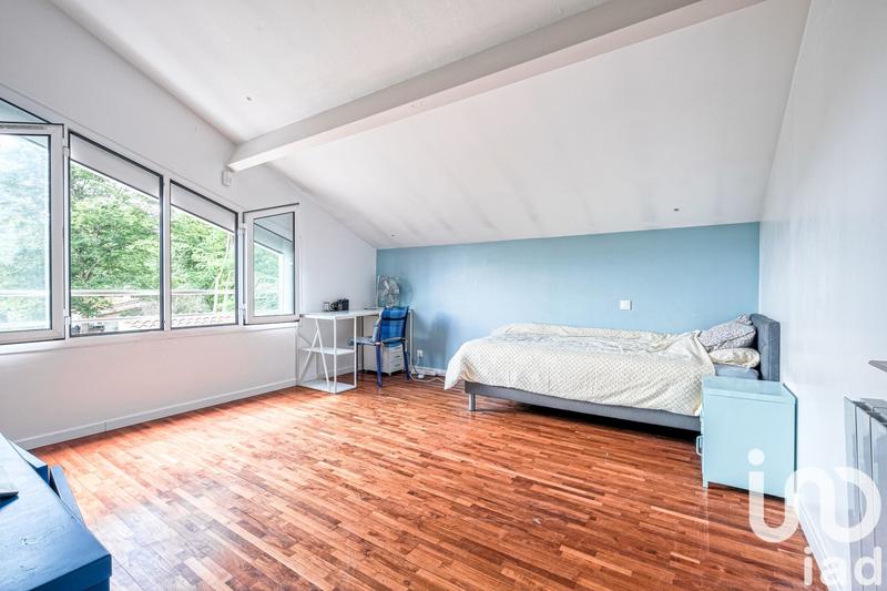 Maison de maîtres - 304 m² - 9 pièces