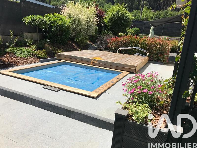 Maison - 165 m² - 8 pièces