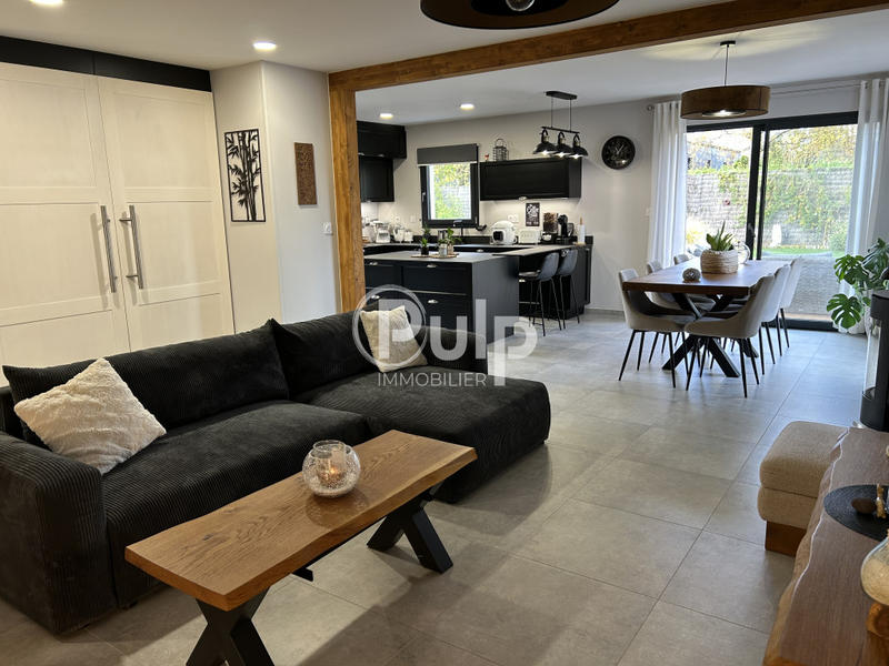 Maison - 127 m² - 5 pièces