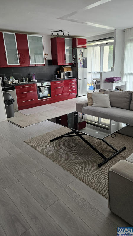 Appartement - 80 m² - 4 pièces