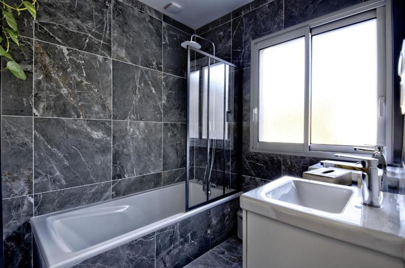 Maison - 193 m² - 8 pièces