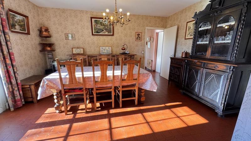 Maison - 162 m² - 7 pièces