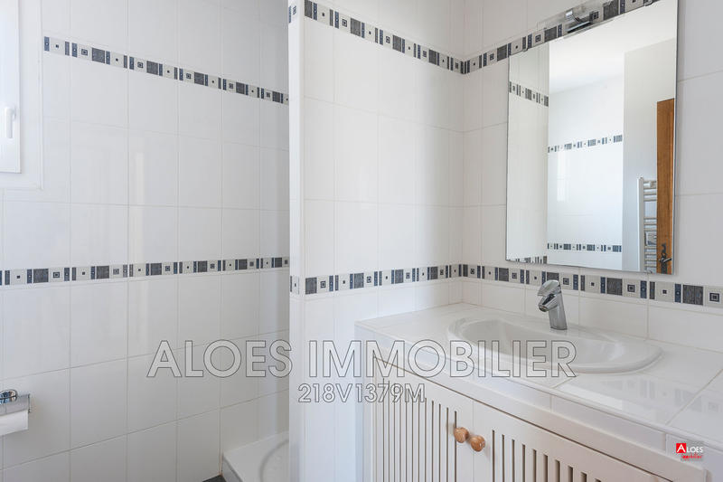 Maison - 141 m² - 5 pièces