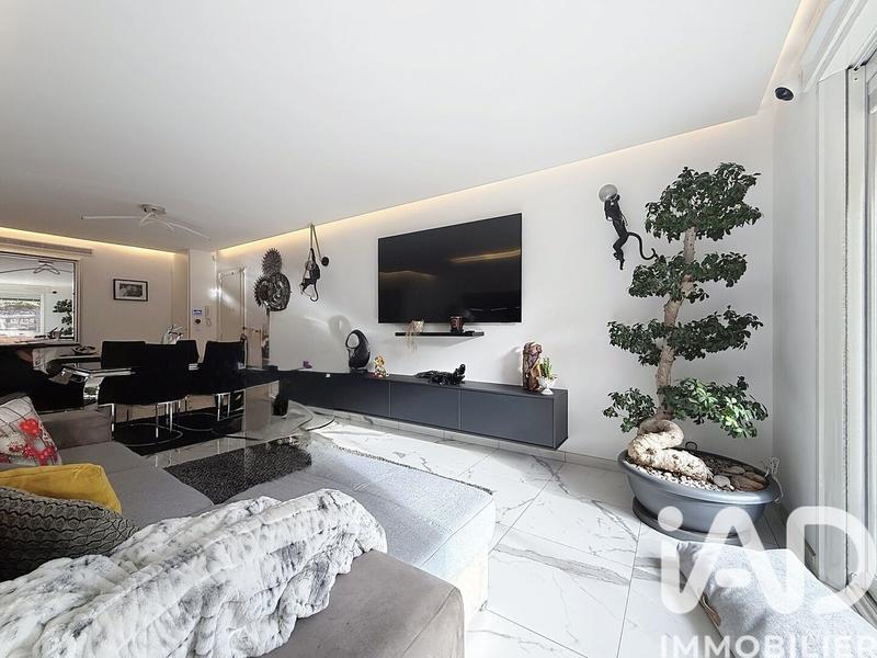 Appartement - 70 m² - 3 pièces