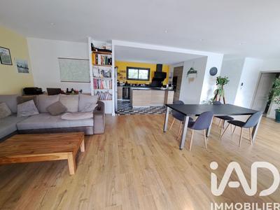 Maison - 152 m² - 5 pièces