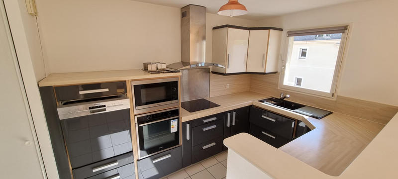 Appartement - 81 m² - 3 pièces