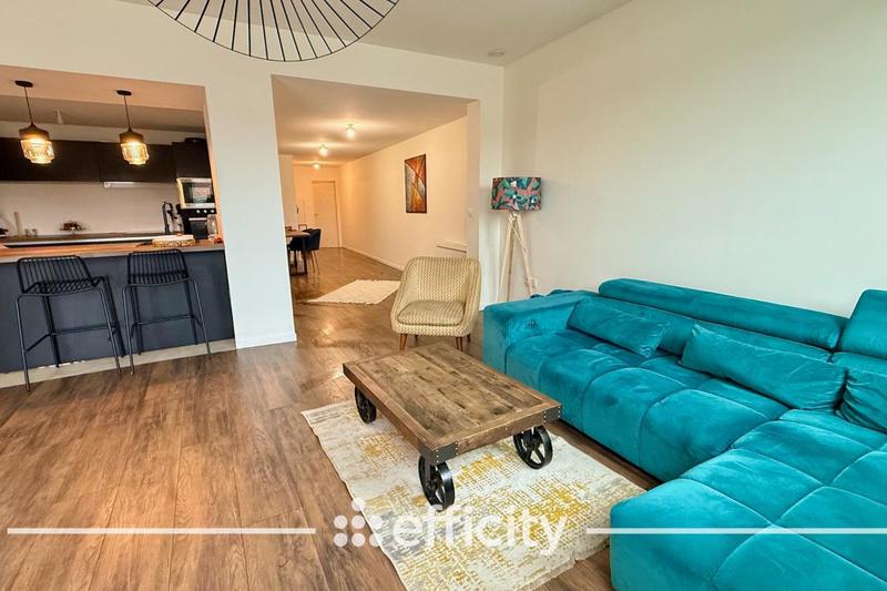 Appartement - 100 m² - 3 pièces