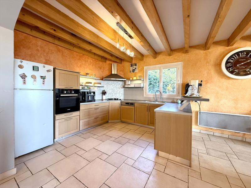 Villa - 102 m² - 7 pièces