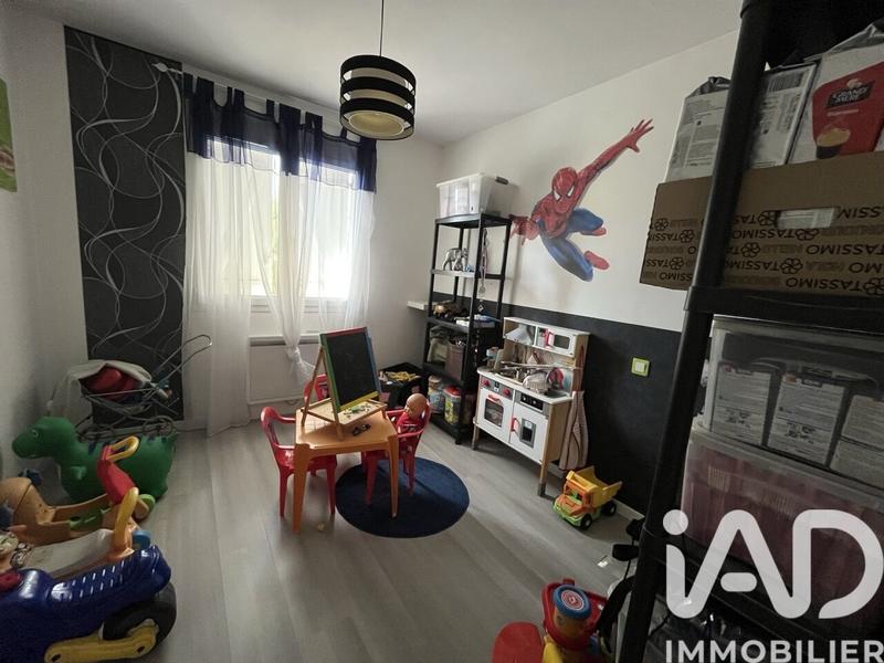 Maison - 240 m² - 11 pièces