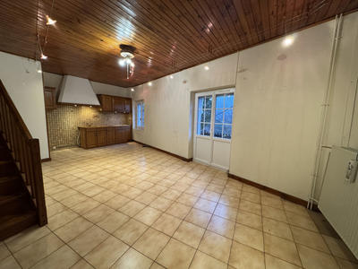 Maison - 170 m² - 8 pièces