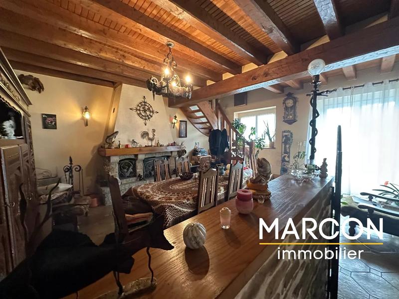 Maison de village - 183 m² - 8 pièces