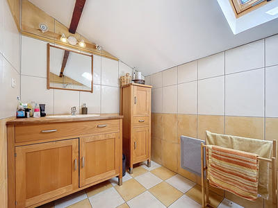 Maison - 162 m² - 7 pièces